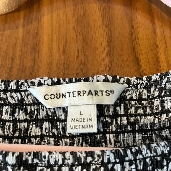 Counterparts Floral Blouse NWOT - Picture 5 of 5